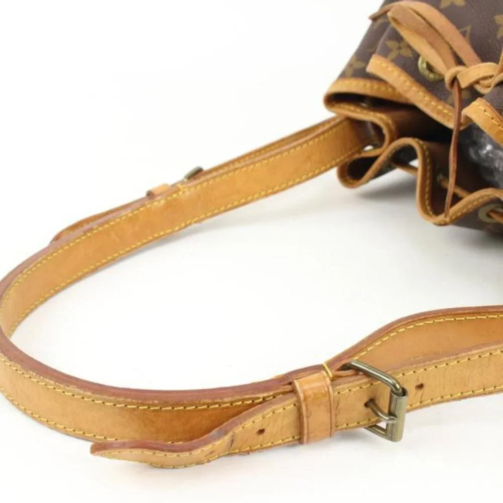 Louis Vuitton Monogram Petit Noe Drawstring Bucket Hobo 44lk91